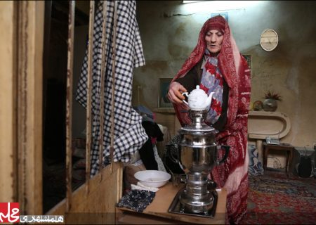 دین اسلام آنقدر برایش زیبا و دوست داشتنی است که دلش نمی‌خواهد لحظه‌ای از آن غافل شود