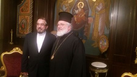 روحانی برجسته مسیحی یونان: تروریست ها ربطی به اسلام ندارند