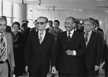 تطهیر تروریست‌های منافقین توسط بازماندگان پهلوی