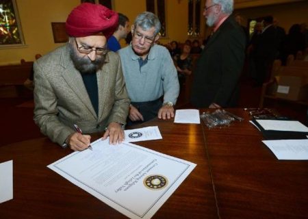 رهبران ادیان در پنسیلوانیا توافق‌نامه «همبستگی میان ادیانی» امضاء کردند