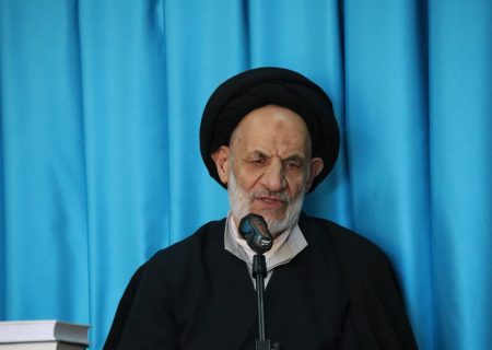 نماینده ولی فقیه در خراسان جنوبی: جبهه استکبار هیچ ربطی به تعلیمات حضرت عیسی(ع) ندارد