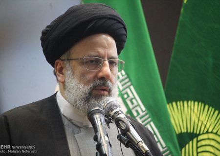 آمریکا به اسم مسیحیت به مردم ظلم می کند