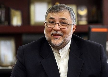 رئیس سازمان فرهنگ و ارتباطات برای گفت‌و‌گوی دینی وارد لبنان شد