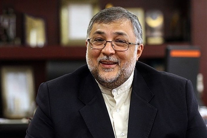 رئیس سازمان فرهنگ و ارتباطات برای گفتوگوی دینی وارد لبنان شد