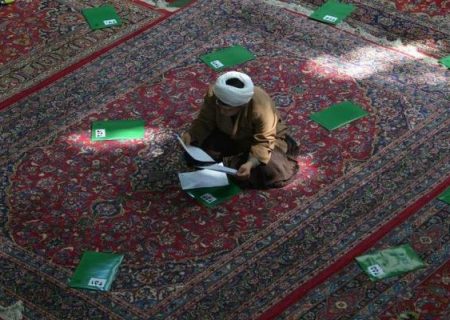 دوره بررسی بهائیت، تصوف، وهابیت و اهل حق برگزار می شود
