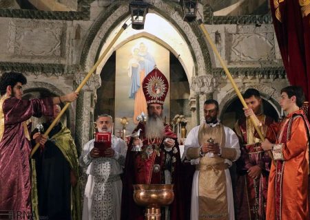 آیین مذهبی مسیحیان در چالدران نمادی از رعایت حقوق ارامنه در ایران