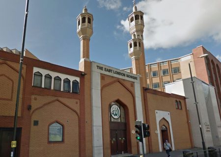 اساتید دانشگاه بیشتر به مراکز دینی سر بزنند، مساجد تاثیرگزار تر از کلیساها هستند