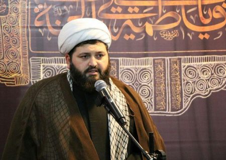 وحدت بین اقوام و ادیان دستاورد انقلاب است