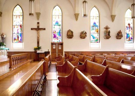 کاهش عضویت در کلیساهای آمریکا در دو دهه گذشته