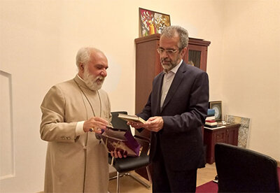 ارمنستان میزبان اولین گفت‌وگوی دینی ایران با کلیسای اچمیادزین می‌شود