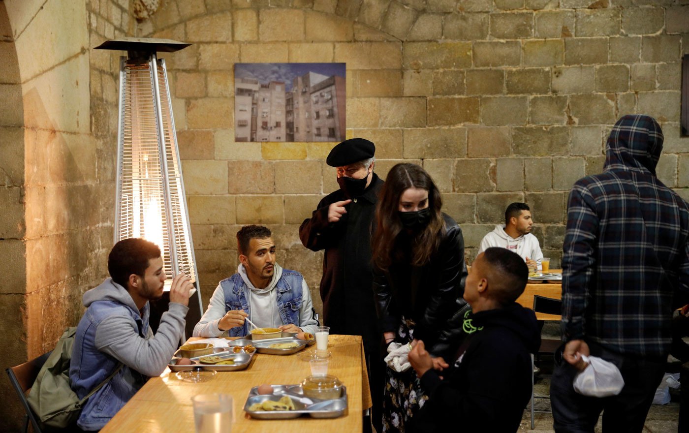سفره افطار کلیسای بارسلونا برای مسلمانان 