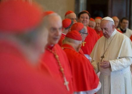 حذف امتیازات ویژه اسقف‌ها و کاردینال‌ها در کلیسای کاتولیک