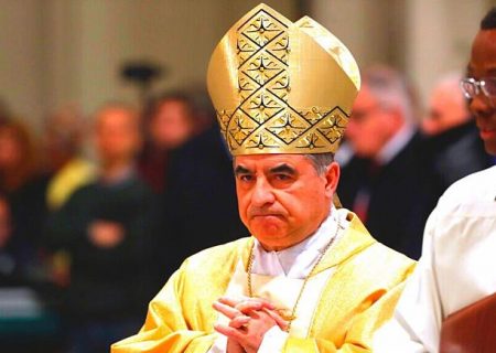 فساد مالی در واتیکان؛ محاکمه یکی از نزدیکان پاپ و 9 مقام دیگر