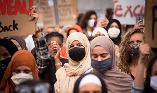 رای دیوان دادگستری اروپا درباره منع حجاب کارکنان