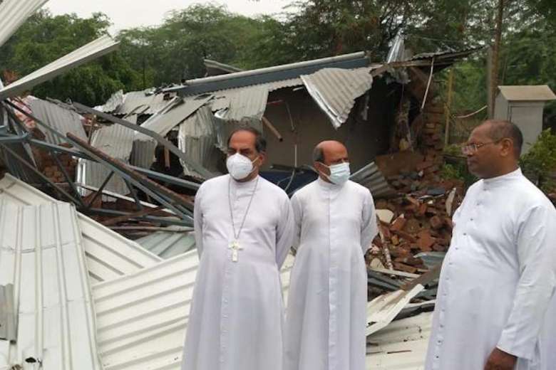 اعتراض مسیحیان هند به تخریب یک کلیسا