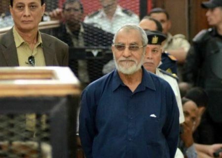 حکم حبس ابد برای رهبر اخوان المسلمین مصر