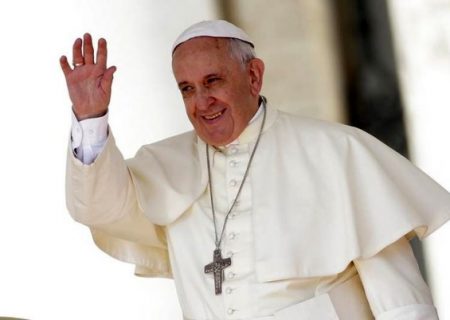 پاپ در سالگرد انفجار بیروت قول داد به لبنان سفر کند