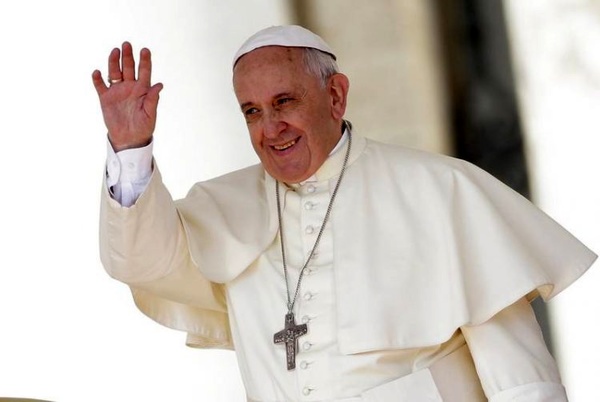 پاپ در سالگرد انفجار بیروت قول داد به لبنان سفر کند