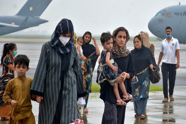 اتحاد کلیساهای انگلستان برای کمک به پناهجویان افغان