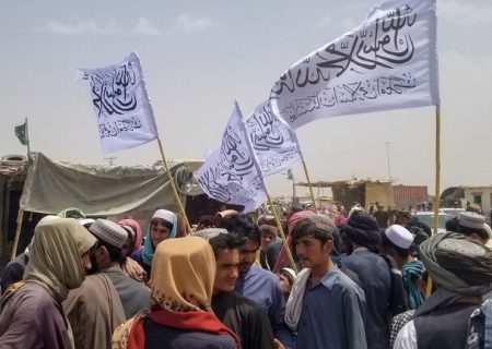 طالبان از کارمندان دولتی خواست به محل کار خود بازگردند