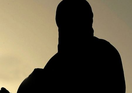 طالبان مجسمه شهید عبدالعلی مزاری را برداشت