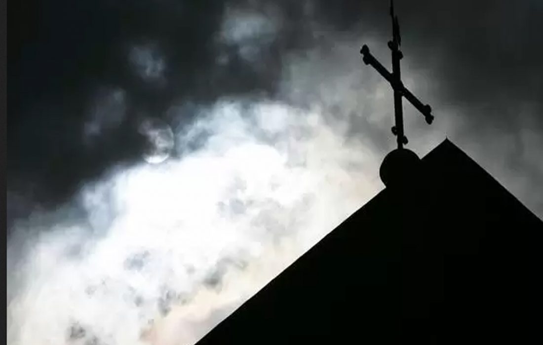 حمایت لیگ مسلمانان آلمان از مرمت اشیای تخریب شده یک کلیسا