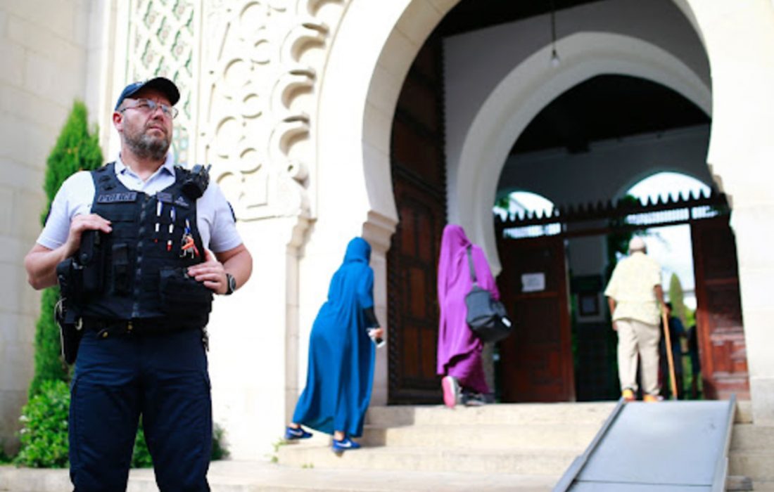 تعطیل شدن 21 مسجد در فرانسه به بهانه ترویج جدایی طلبی