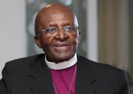 اسقف آفریقای جنوبی و مبارز ضدآپارتاید از دنیا رفت