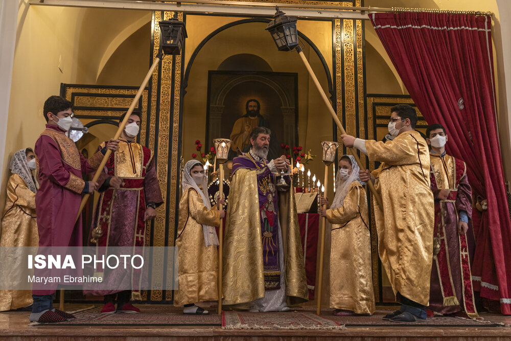 تصاویری از سال نو مسیحی در کلیسای مریم مقدس تبریز