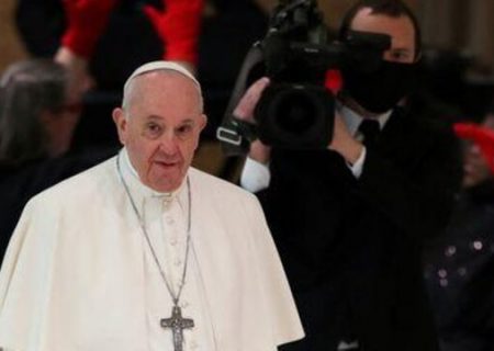 پاپ: اخبار جعلی و اطلاعات نادرست درباره کرونا، نقض حقوق بشر است