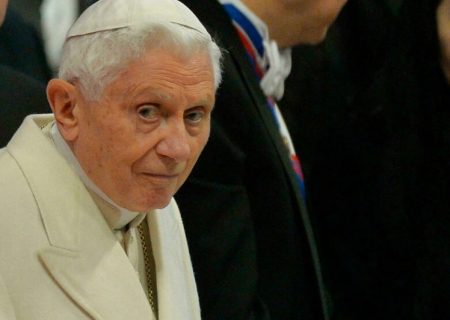 پاپ بندیکت شانزدهم به ارائه اطلاعات غلط به کمیته تحقیقاتی آزارهای جنسی اعتراف کرد