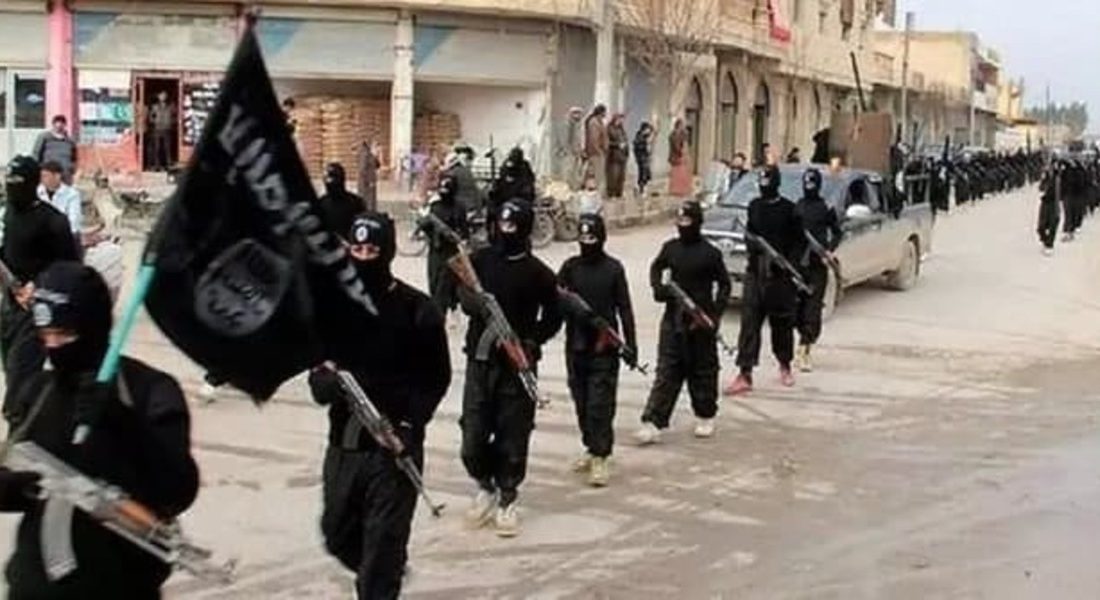 خلیفه داعش به مثابه شبحی ناشناخته/ باتوم تروریست‌ها به نسلی تازه، رادیکال‌تر و بیرحم‌تر سپرده می‌شود
