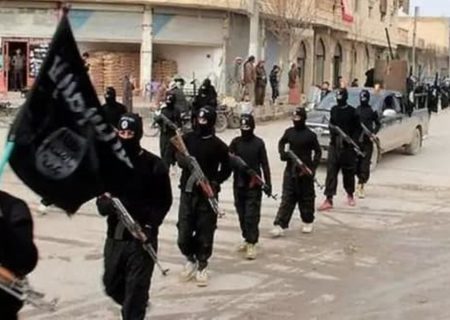 خلیفه داعش به مثابه شبحی ناشناخته/ باتوم تروریست‌ها به نسلی تازه، رادیکال‌تر و بیرحم‌تر سپرده می‌شود