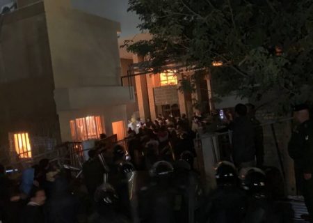 تظاهرات در بغداد در اعتراض به توهین به مرجعیت نجف اشرف