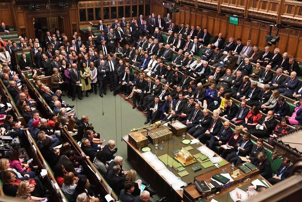 پارلمان بریتانیا در مورد نسل‌کُشی شیعیان هزاره تحقیق می کند