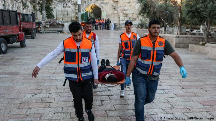 تنش در کوه معبد؛ ۱۰۰ فلسطینی در درگیری با پلیس اسرائیل مجروح شدند