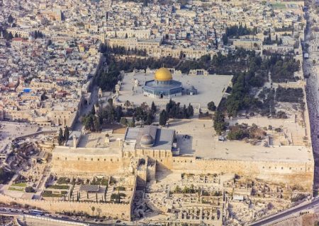 به خطر افتادن مسیحیان در اورشلیم و مقاومت در برابر نیروهای یهودی