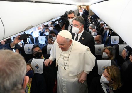 پاپ درحال بررسی سفر به پایتخت اوکراین است
