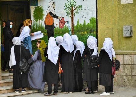 ویدئو| مدرسه مخفی دختران افغان که جان خود را به خطر می‌اندازند