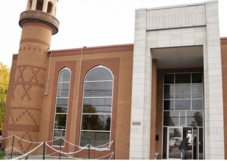 حمله با خودرو به نمازگزاران مسجدی در غرب کانادا