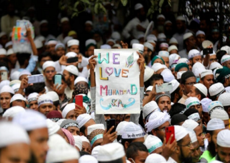 تظاهرات بنگلادشی‌ها در اعتراض به هتک حرمت مقدسات اسلامی در هند