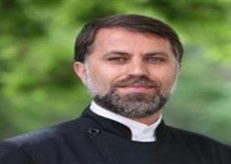 کشیش عزیزیان: اقلیت‌های دینی پس از انقلاب اسلامی به دستور امام خمینی(ره) محافظت شدند
