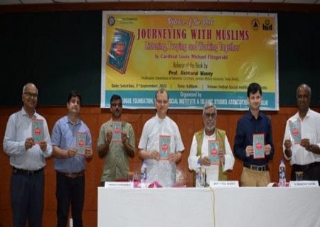 انتشار کتابی درباره شناخت قرآن از سوی کشیش مسیحی در هند
