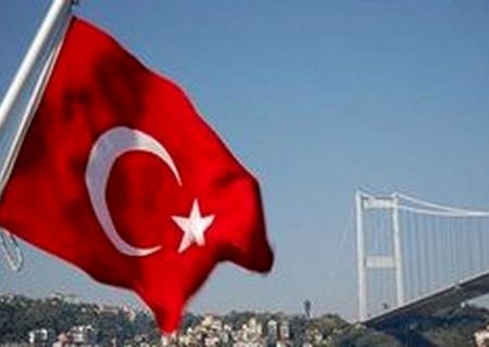 دستگیری دو جوان موهن به قرآن در ترکیه