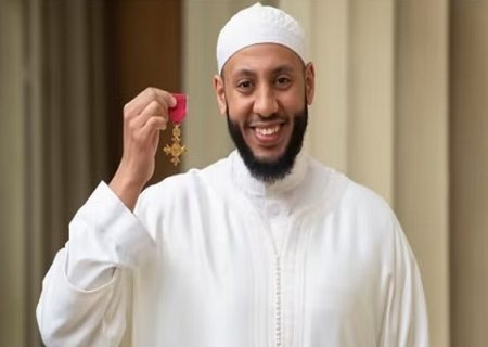 درخواست برکناری امام جماعت مسجدی در لندن