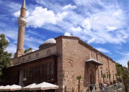 مسجد «ژومایا»؛ عبادتگاه فعال مسلمانان در بلغارستان + عکس