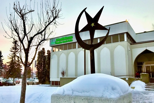 تبدیل مسجد ادمونتون به پناهگاه افراد بی‌خانمان / درهای باز مسجد ساندول برای کمک به افراد بی‌سرپناه