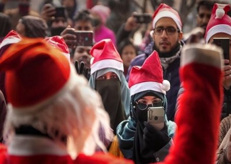 مشارکت مسلمانان کشمیر در جشن‌های سال نوی میلادی