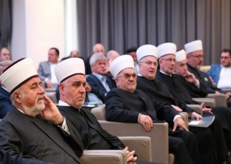 نگرانی رهبران مسلمان بوسنی از اقدامات جدایی‌طلبانه صربستان