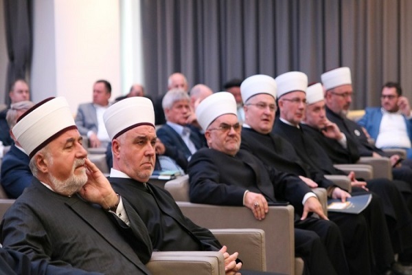 نگرانی رهبران مسلمان بوسنی از اقدامات جداییطلبانه صربستان